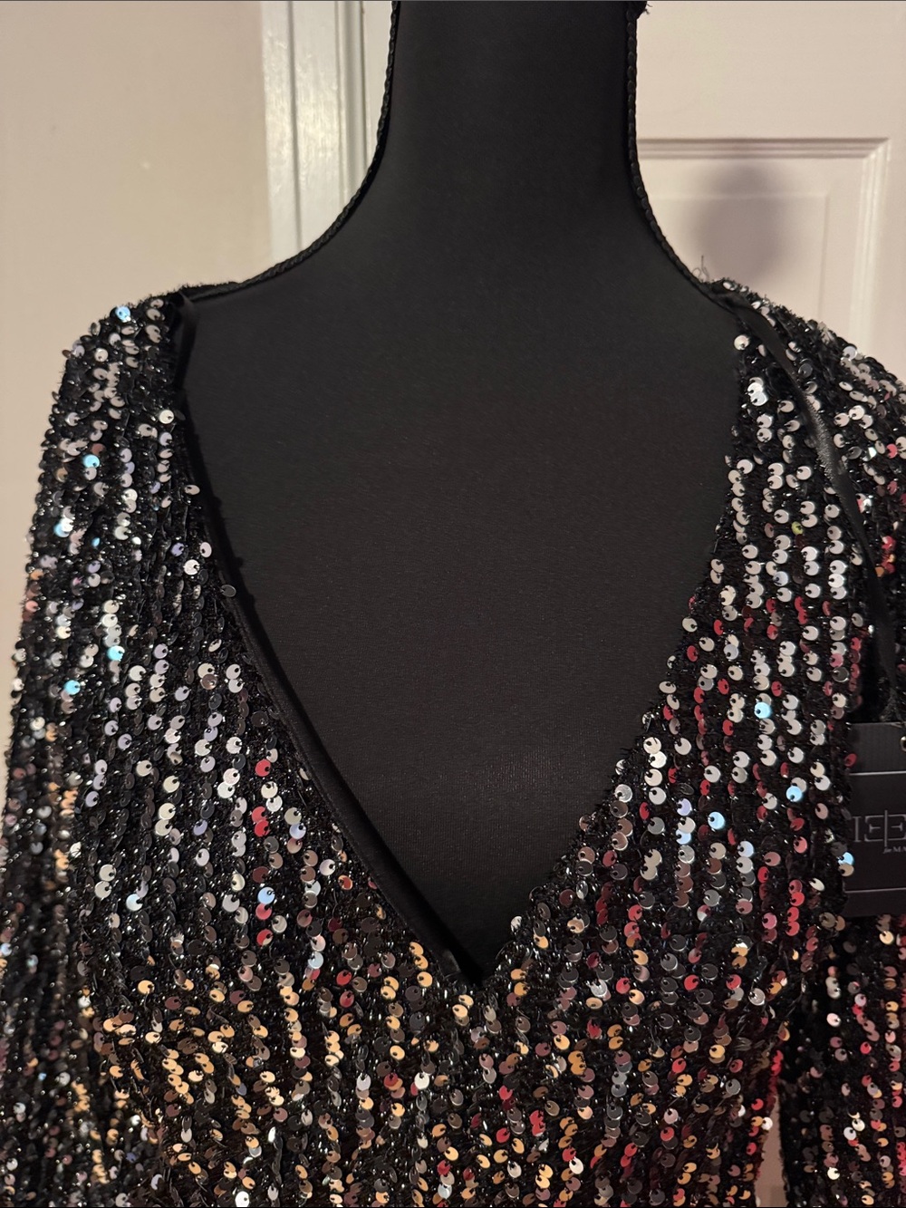 Ieena for Mac Duggal NWT Gown 26445 Sequined Long Sleeve Evening Formal Gala 10 - Picture 5 of 15